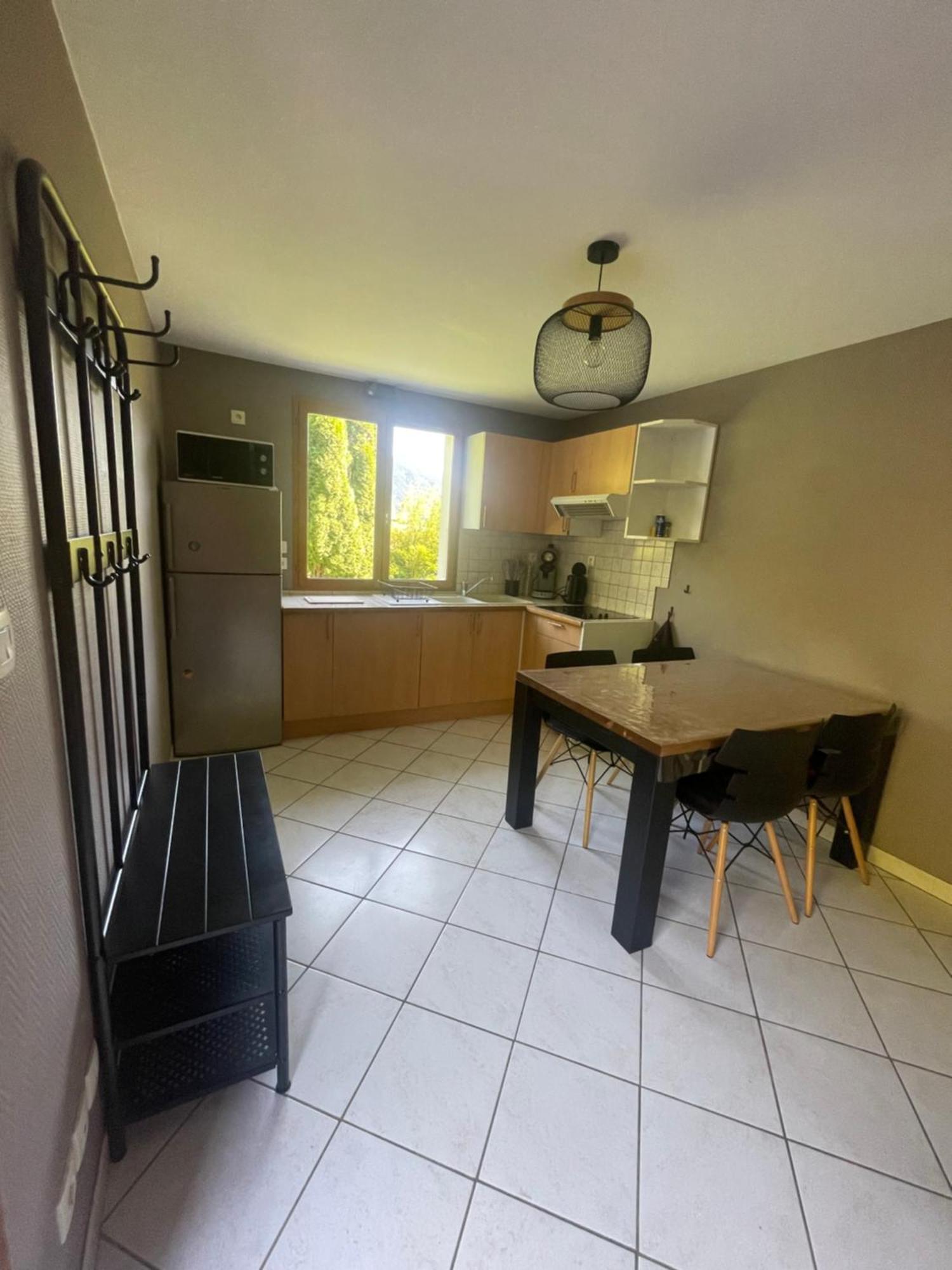 Appartement Entre Lac Et Montagnes Тон Экстерьер фото